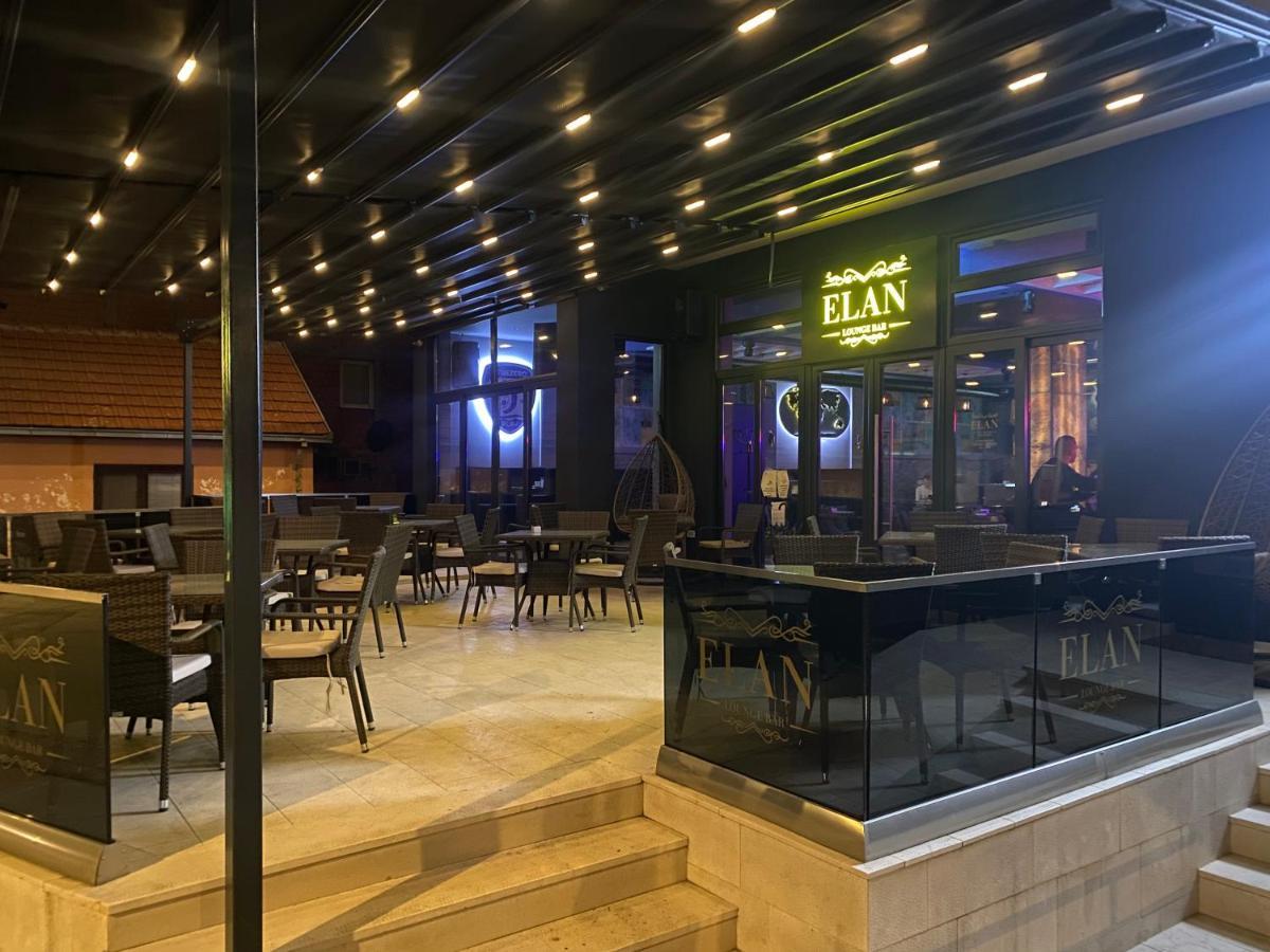 פלאב Elan Luxury Apartments & Rooms מראה חיצוני תמונה